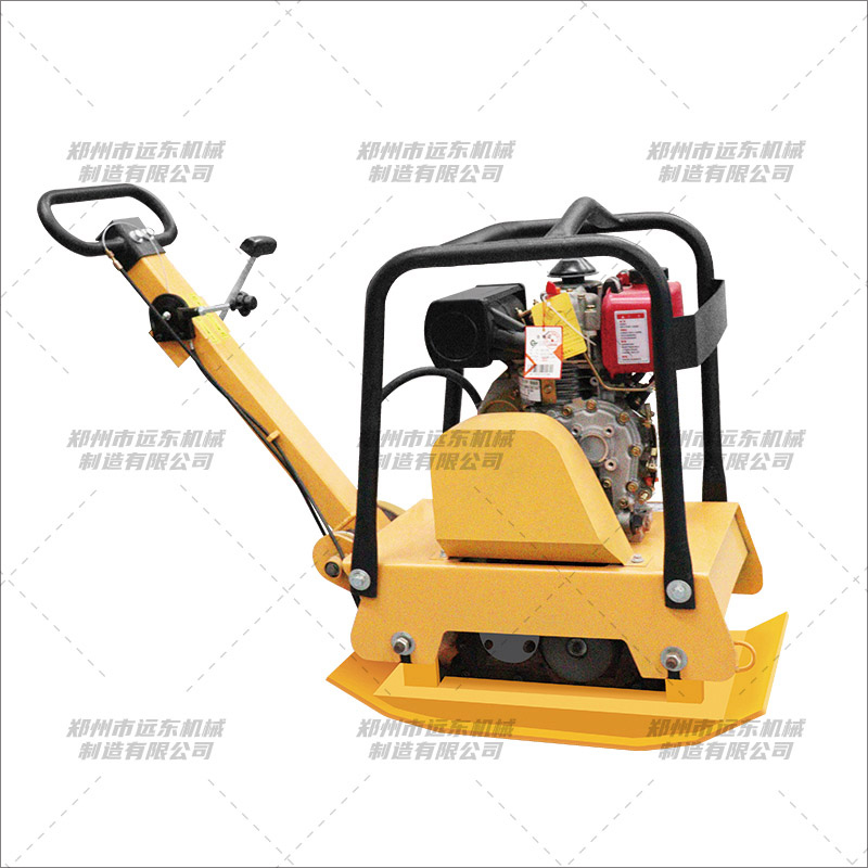 200型機(jī)械雙向柴油款平板夯(圖4) 200型機(jī)械雙向柴油款平板夯(圖4)